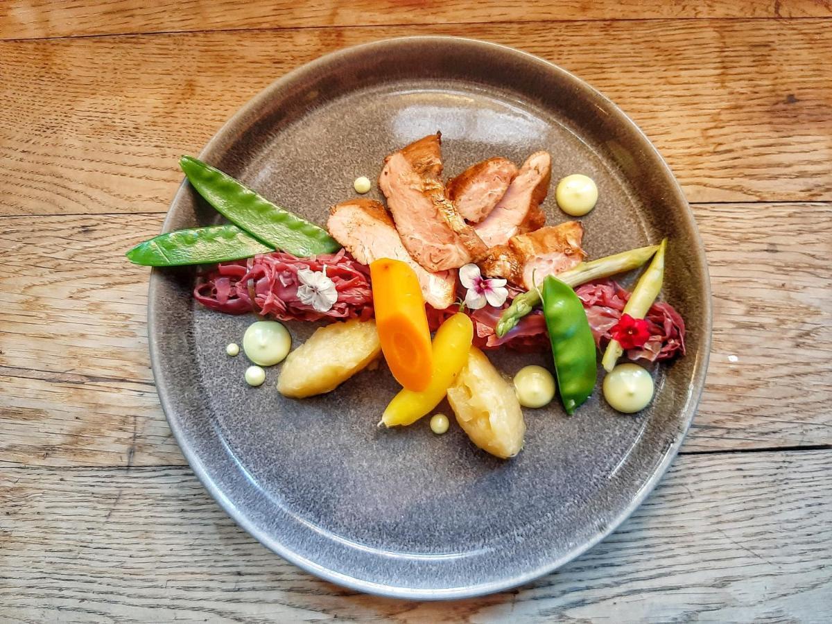 Hotel Restaurant L'Orchidee Ensisheim Dış mekan fotoğraf