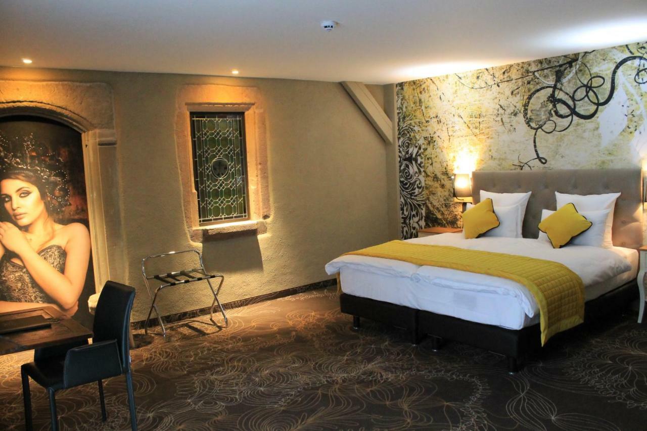 Hotel Restaurant L'Orchidee Ensisheim Dış mekan fotoğraf